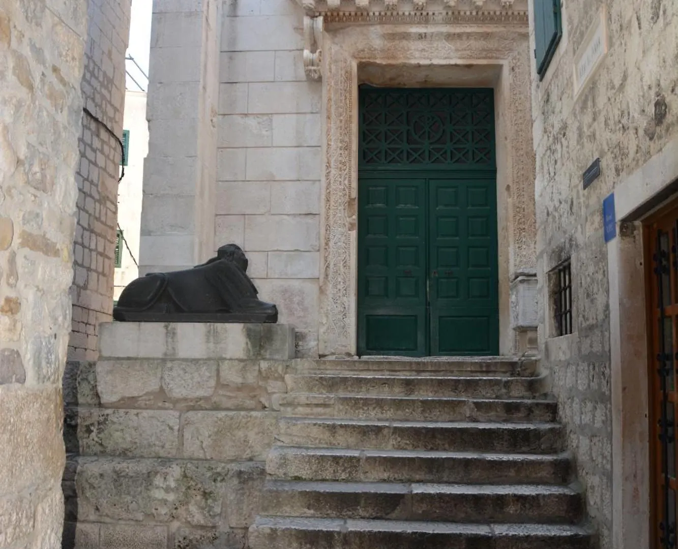 Largo Apartment In The Heart Of Diocletian Palace Split Croatia
